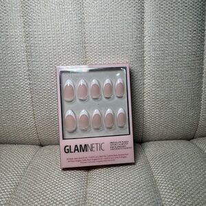 Glamnetic Press-On Nails Set
